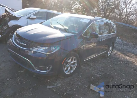 2018 Chrysler Pacifica Touring L Plus из США, поврежденный, VIN 2C4RC1EG1JR106393